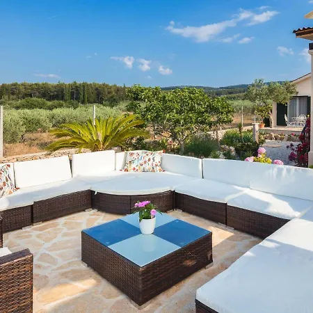 Mutnik By Interhome Mirca (Brac)