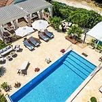 Mutnik By Interhome Feriehus *