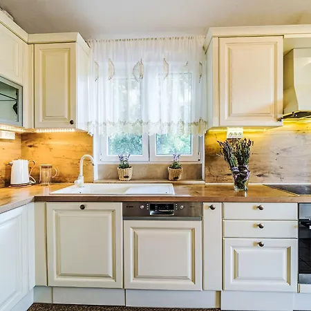 بيت للعطل Mutnik By Interhome Mirce