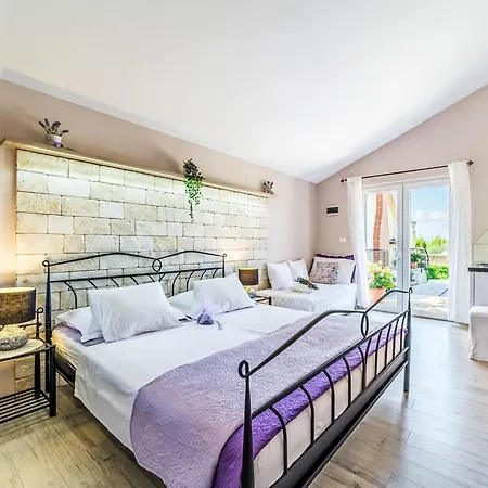 بيت للعطل Mutnik By Interhome