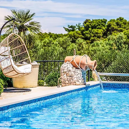 Mutnik By Interhome بيت للعطل Mirce