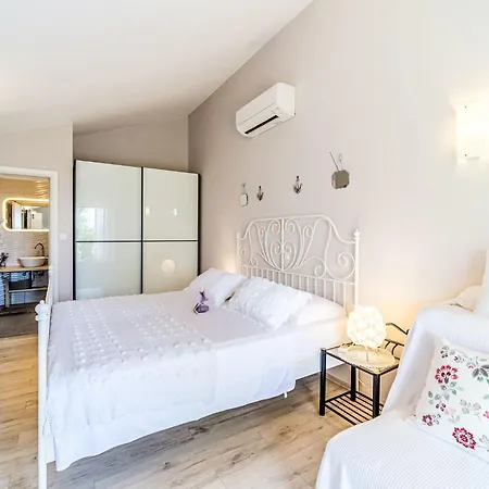 بيت للعطل Mutnik By Interhome Mirce