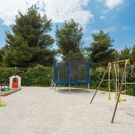 Mutnik By Interhome Prázdninový dům Mirce