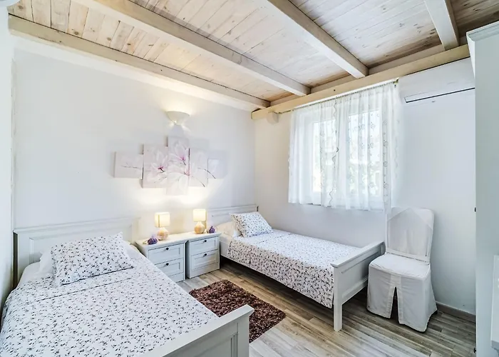 Casa de Férias Mutnik By Interhome Mirce